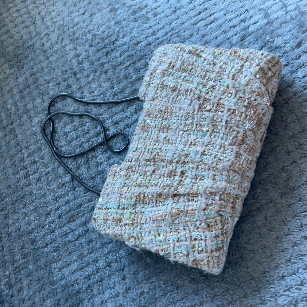 COPY - SONDRA ROBERTS clutch